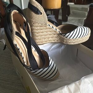 Navy and White Espadrille Shoes with Modern Design
